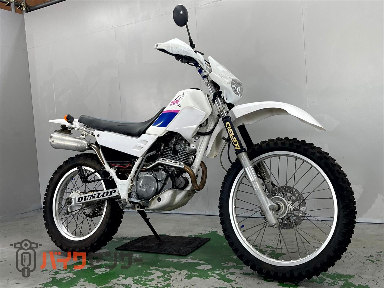 ヤマハ セロー225 1KH 1992年モデル 3RW4 スーパートラップ