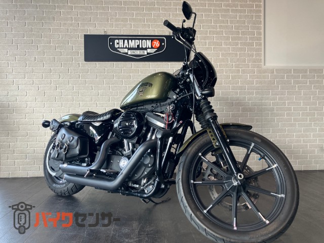 XL883N アイアン　Ｖａｎｃｅ　＆　Ｈｉｎｅｓマフラー　カスタムハンドル　サイドナンバー　サイドバッグ