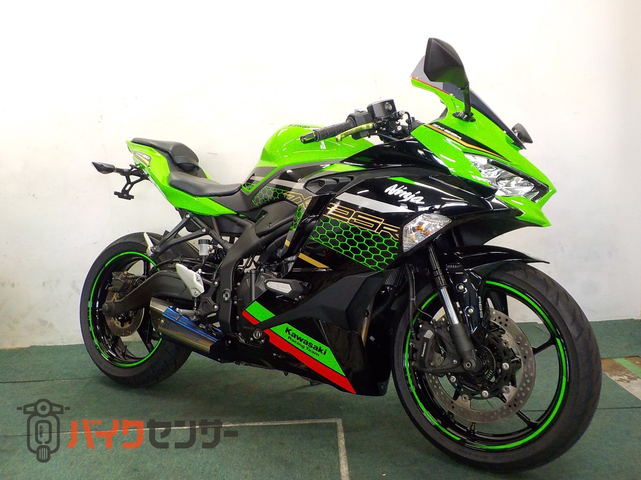 本日限定値下げ♡DSi カワサキ NINJA ZX-25R SE B544736| BDSバイクセンサー