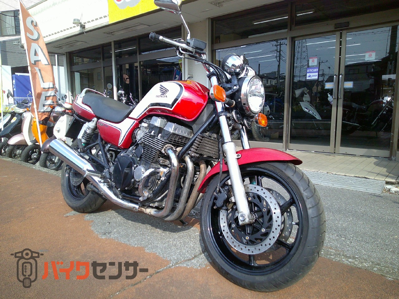 ホンダ CB750 RC42 空冷4サイクル4気筒エンジン レッド＆ホワイト 動画 