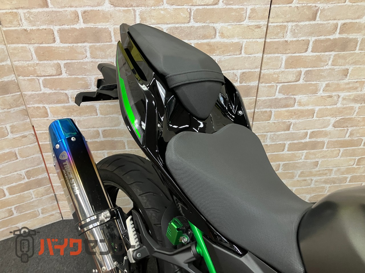 Z250 トリックスターイカヅチサイレンサー_20