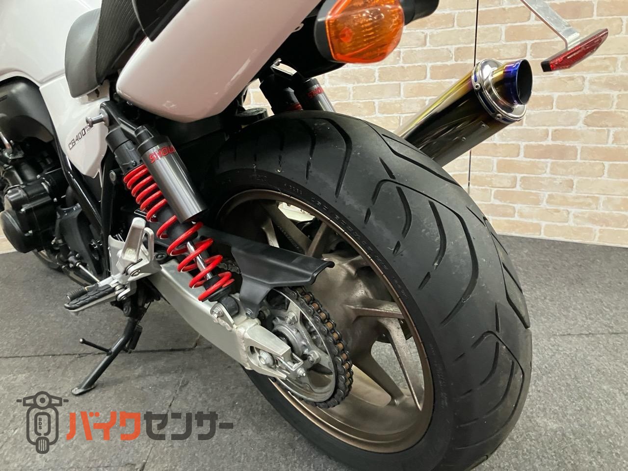 CB400 SUPER FOUR VTEC REVO　25周年記念モデル　ワイバンスリップオンマフラー　ETC_8