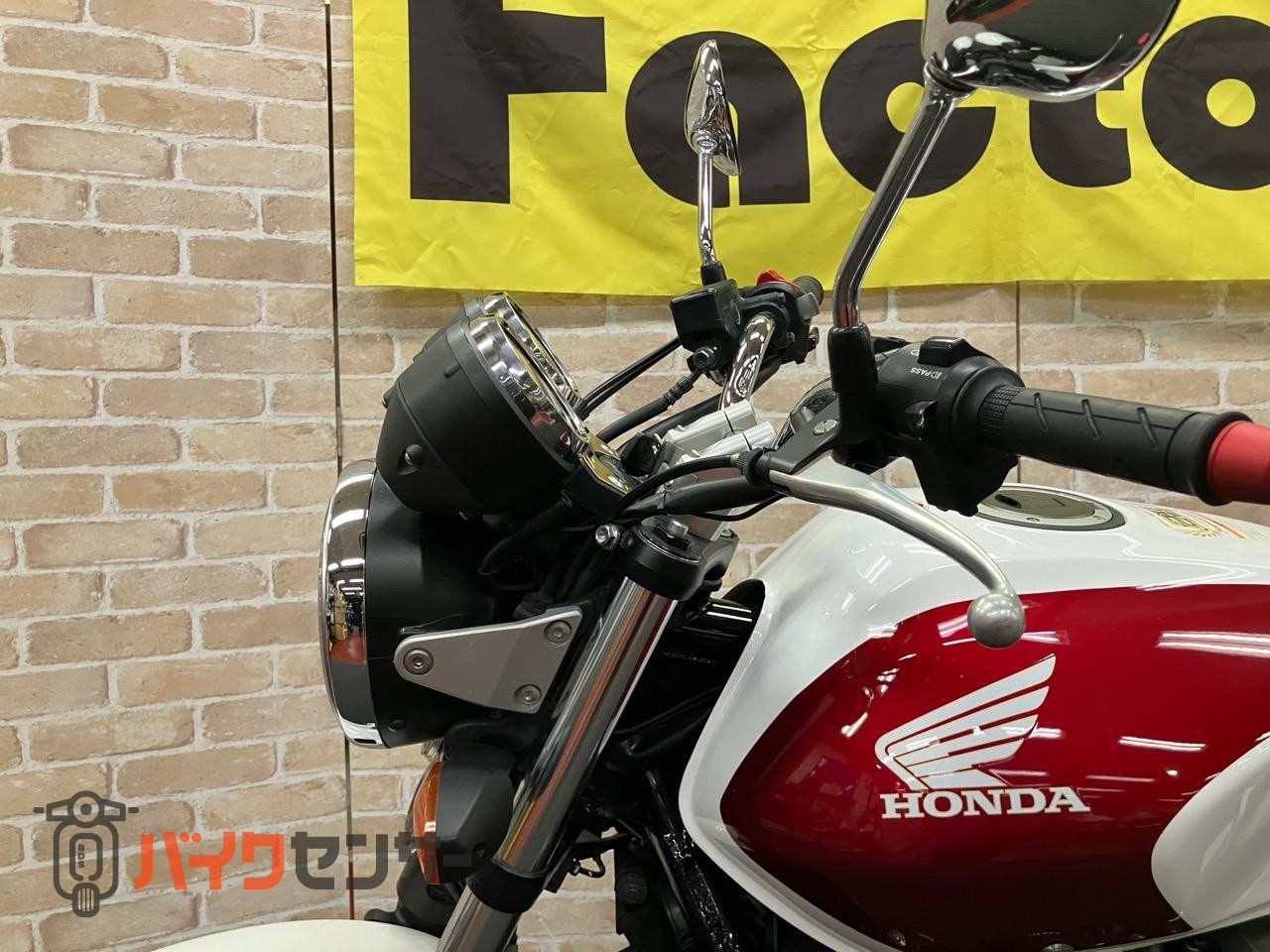 CB400 SUPER FOUR VTEC REVO　25周年記念モデル　ワイバンスリップオンマフラー　ETC_9