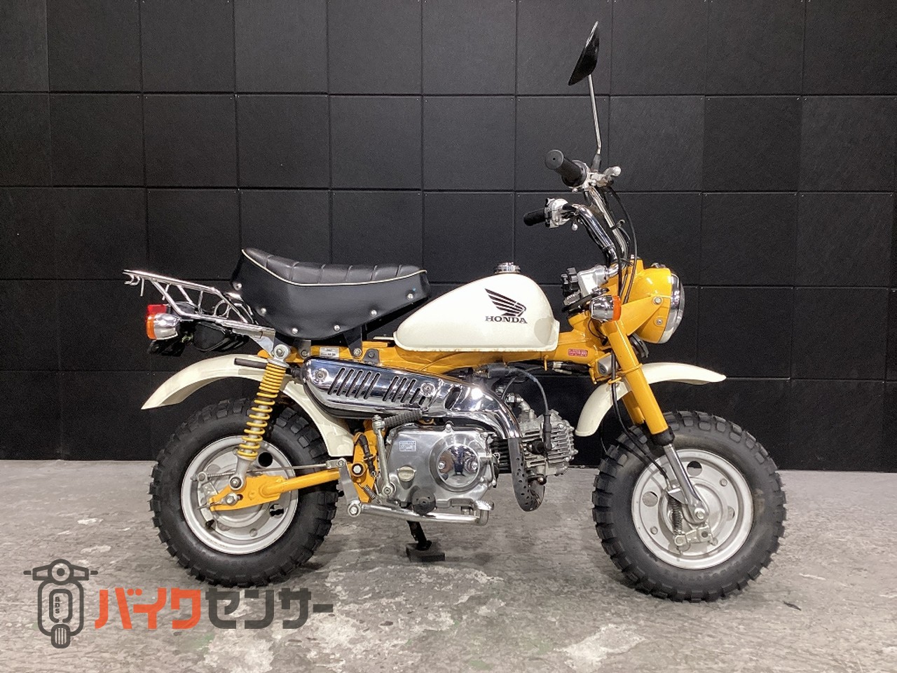 HONDAイエロー : モンキーAB27キャブ最終型 ホンダ モンキー☆美車☆前後タイヤ新品・ノーマル車両・AB27