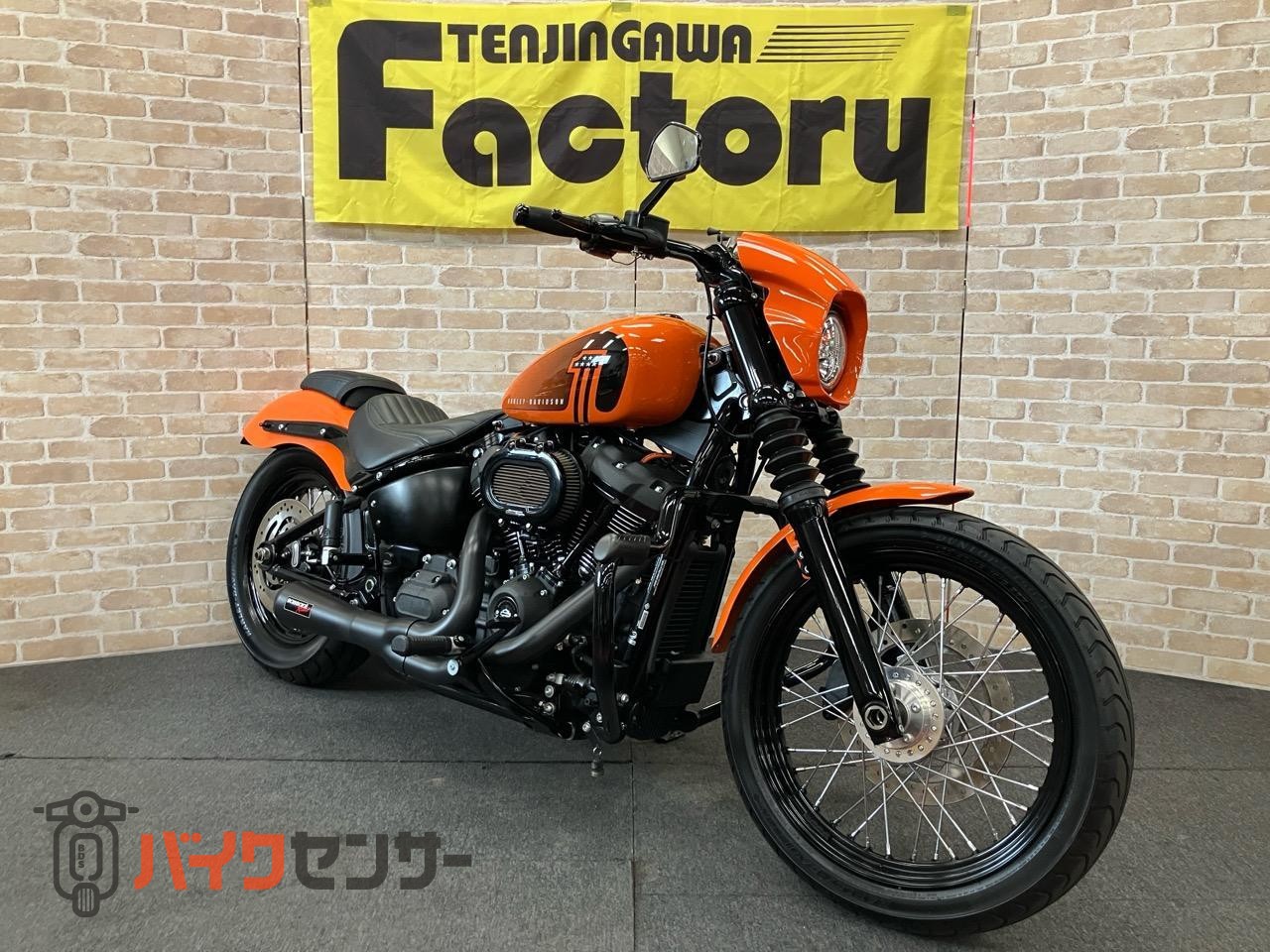 FXBBS ソフテイルストリートボブ114　BASSANIマフラー　エアクリ　イグニッションコイル　リアサスハイパープロ　フェンダーレス等_2