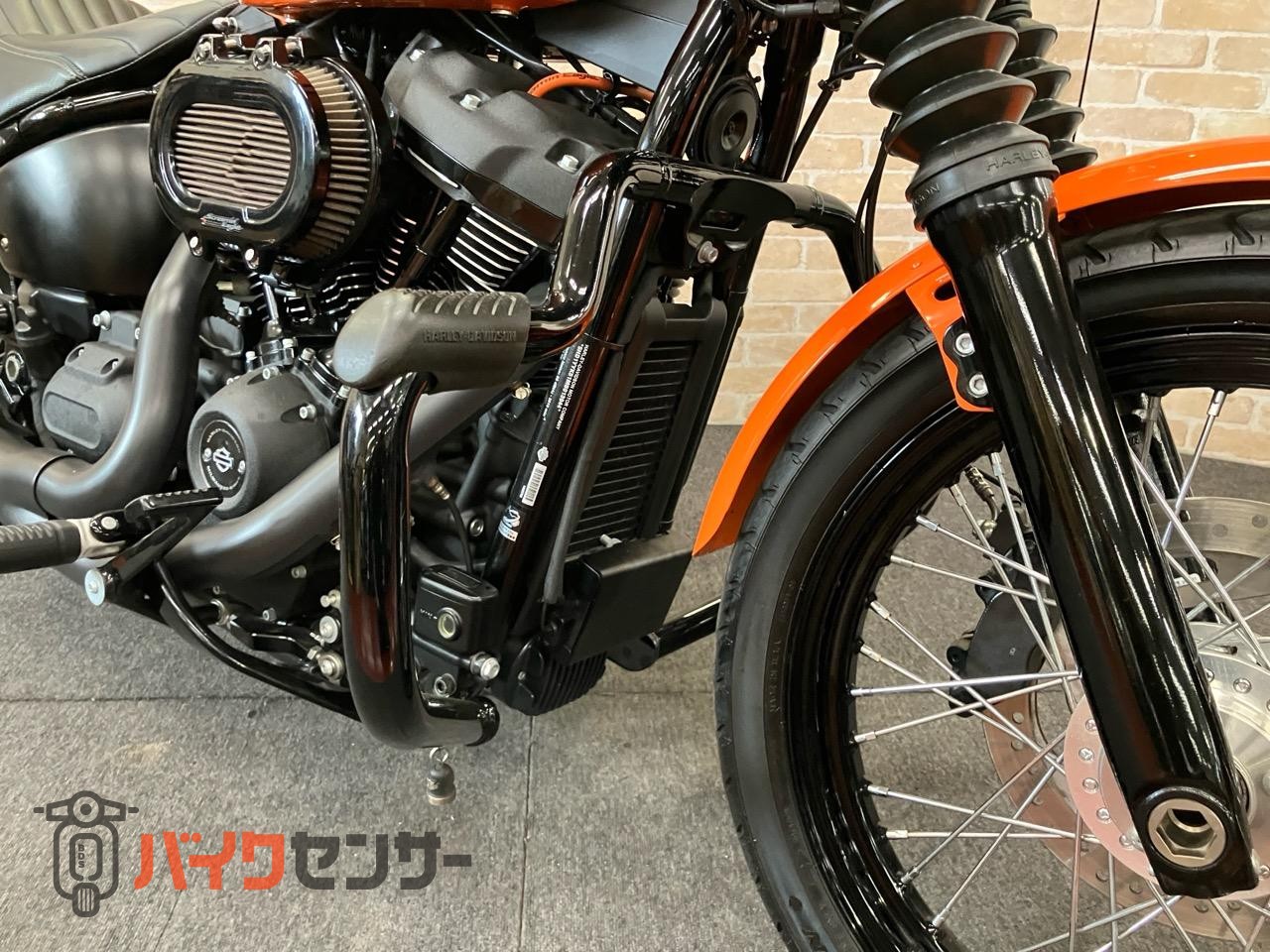FXBBS ソフテイルストリートボブ114　BASSANIマフラー　エアクリ　イグニッションコイル　リアサスハイパープロ　フェンダーレス等_15