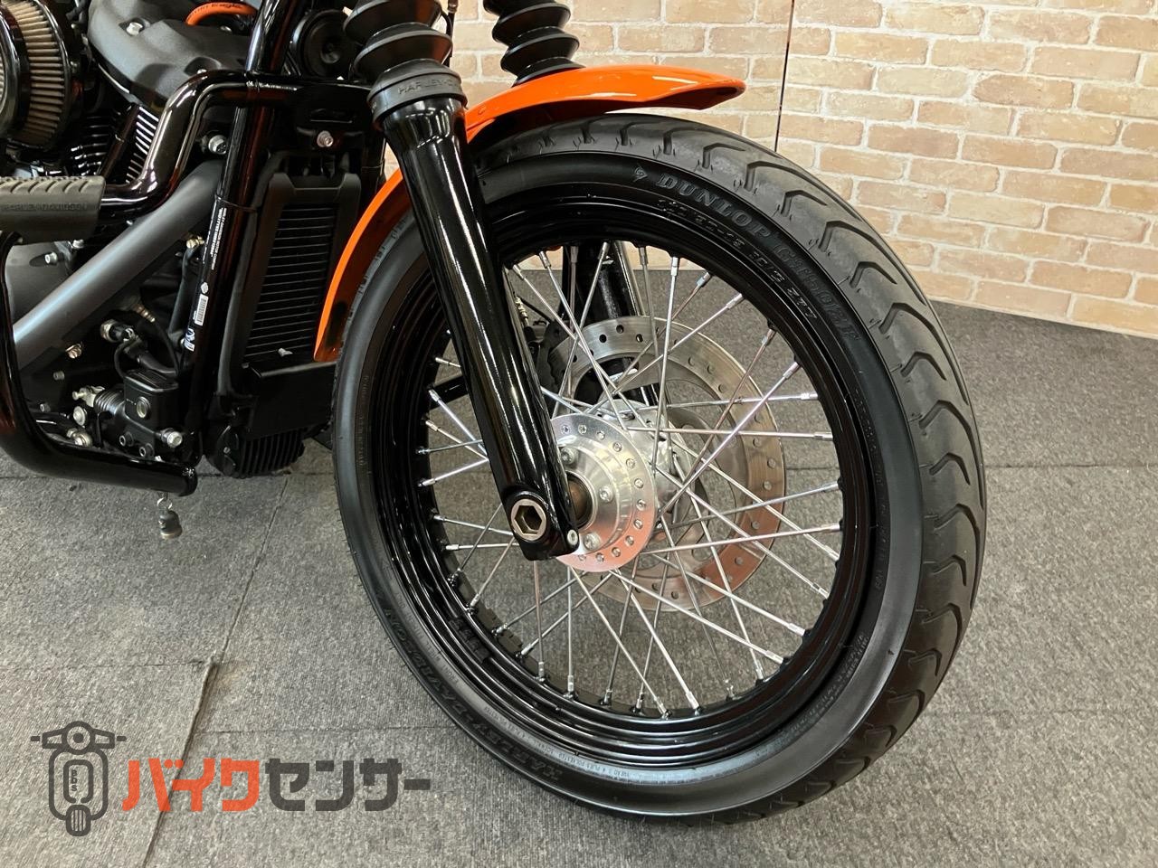 FXBBS ソフテイルストリートボブ114　BASSANIマフラー　エアクリ　イグニッションコイル　リアサスハイパープロ　フェンダーレス等_16