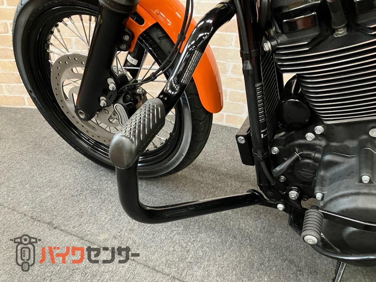 FXBBS ソフテイルストリートボブ114　BASSANIマフラー　エアクリ　イグニッションコイル　リアサスハイパープロ　フェンダーレス等_31