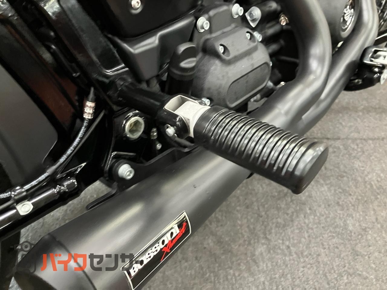 FXBBS ソフテイルストリートボブ114　BASSANIマフラー　エアクリ　イグニッションコイル　リアサスハイパープロ　フェンダーレス等_42