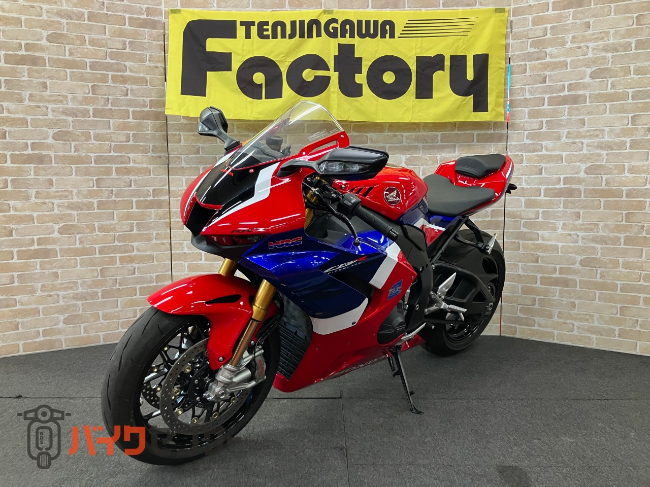 CBR1000RR-R　SP GBレーシングカバー　コアガード　フェンダーレス_3