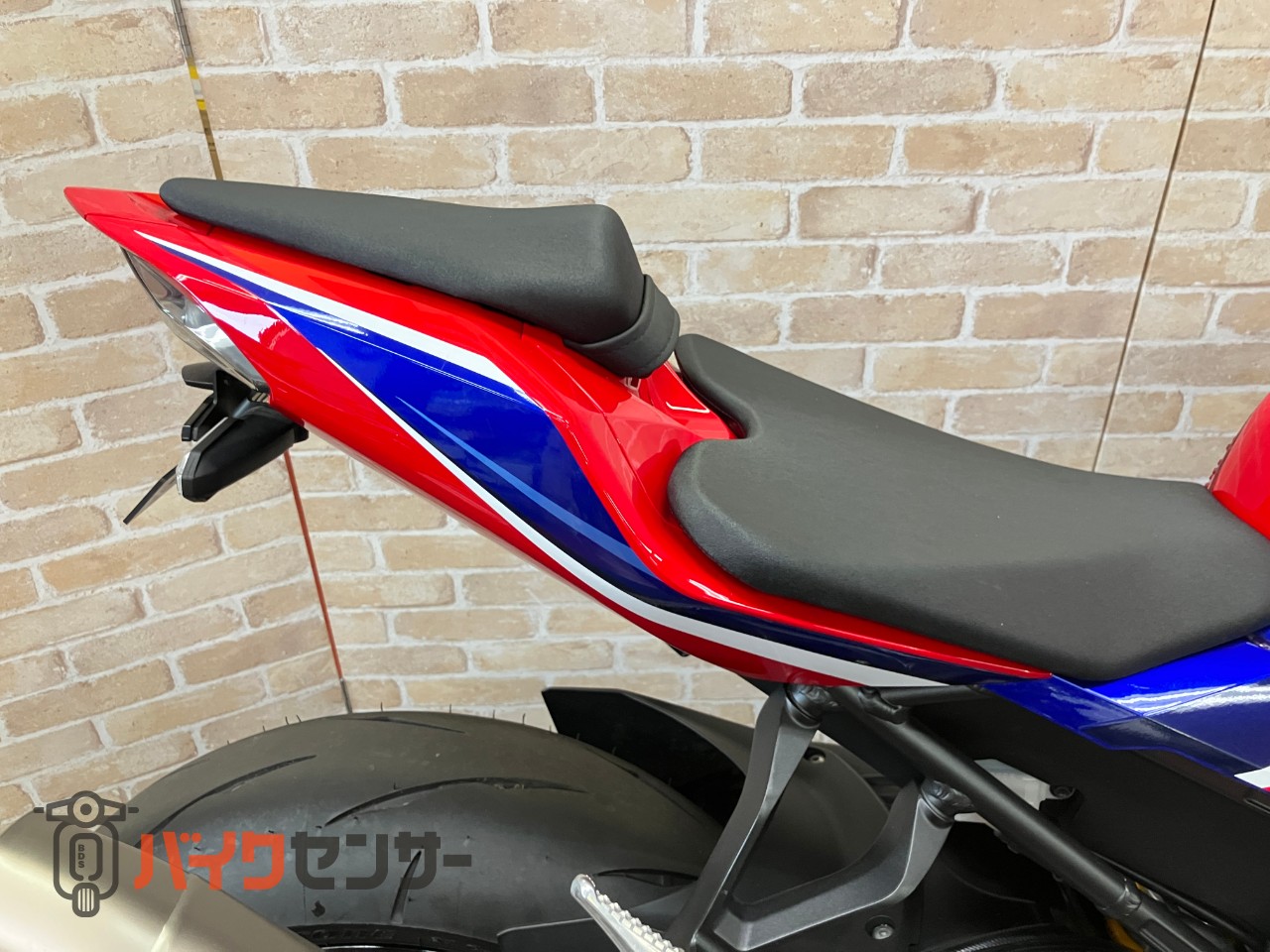 CBR1000RR-R　SP GBレーシングカバー　コアガード　フェンダーレス_9