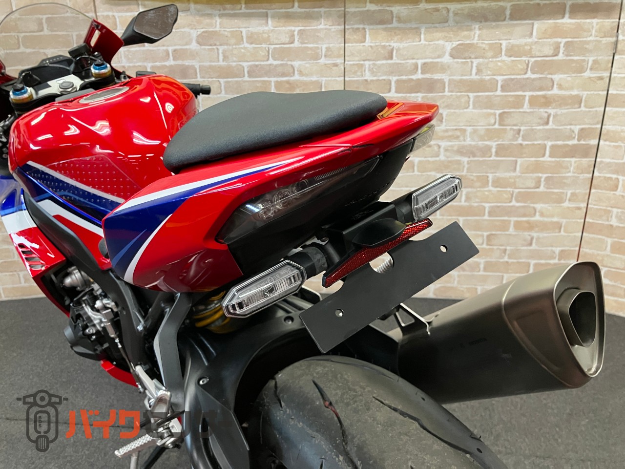 CBR1000RR-R　SP GBレーシングカバー　コアガード　フェンダーレス_17