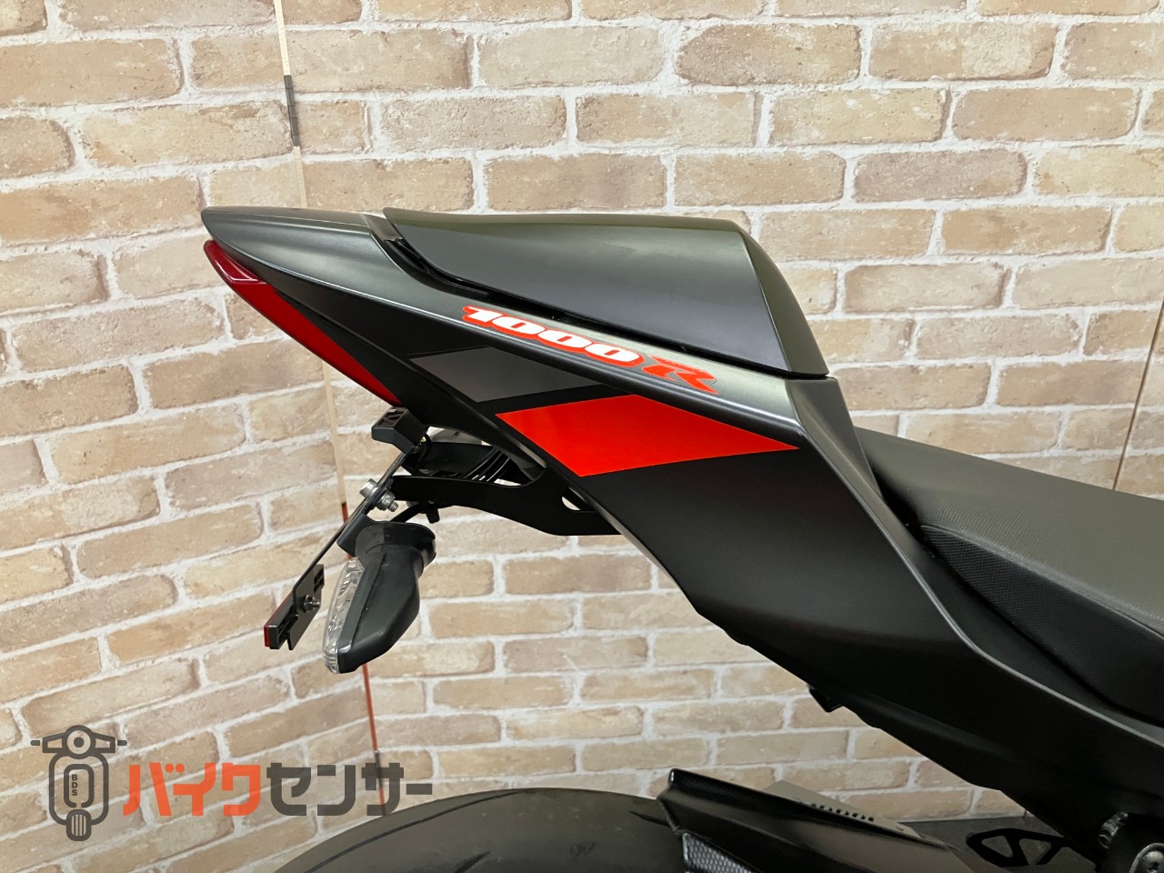 GSX-R1000R　最終モデル　GBレーシングカバー　ヨシムラスリップオン　コアガード　ハンドル　スクリーン　インナーフェンダー等カスタム_7