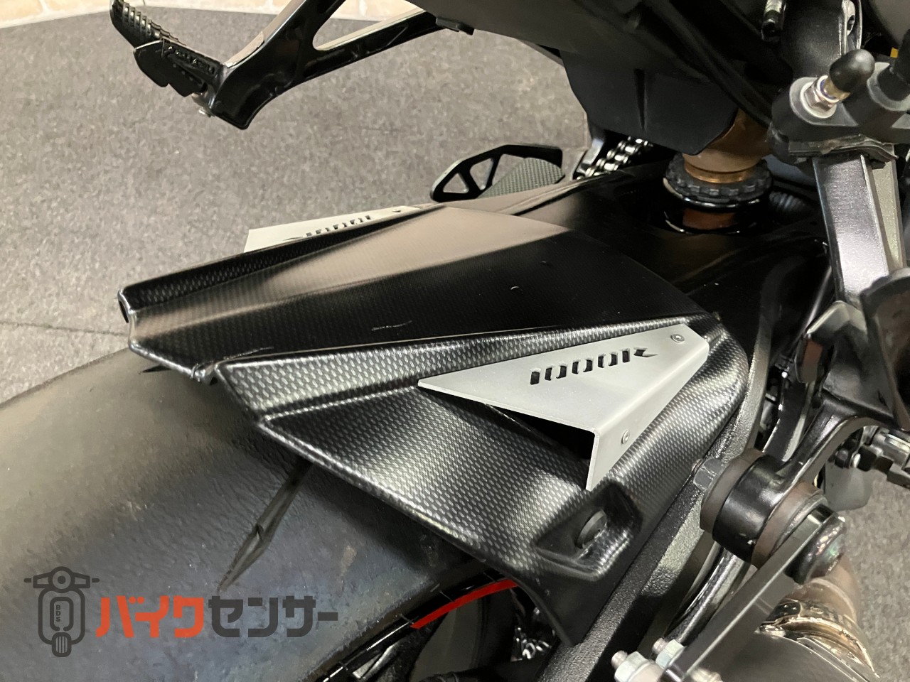GSX-R1000R　最終モデル　GBレーシングカバー　ヨシムラスリップオン　コアガード　ハンドル　スクリーン　インナーフェンダー等カスタム_12
