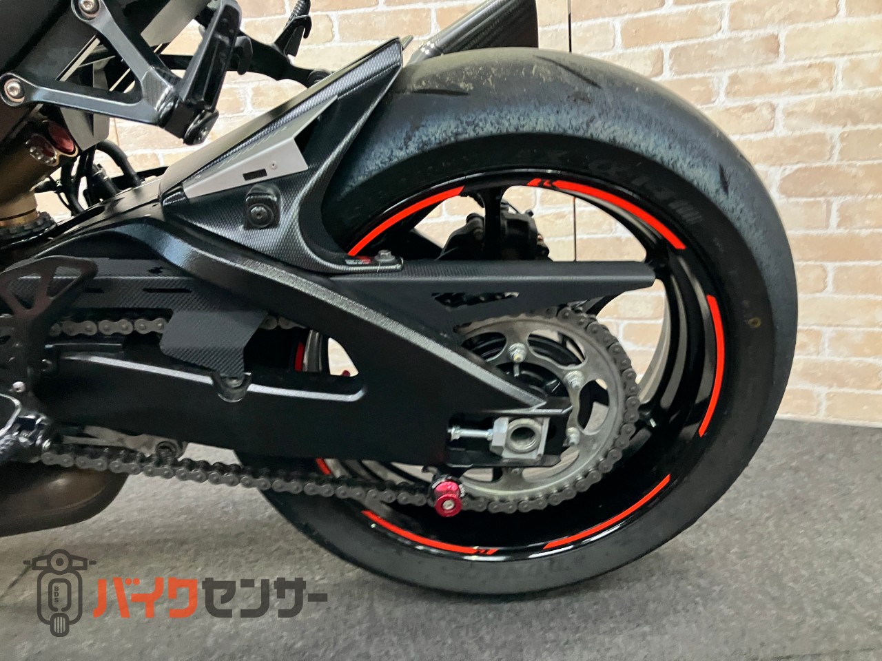 GSX-R1000R　最終モデル　GBレーシングカバー　ヨシムラスリップオン　コアガード　ハンドル　スクリーン　インナーフェンダー等カスタム_27