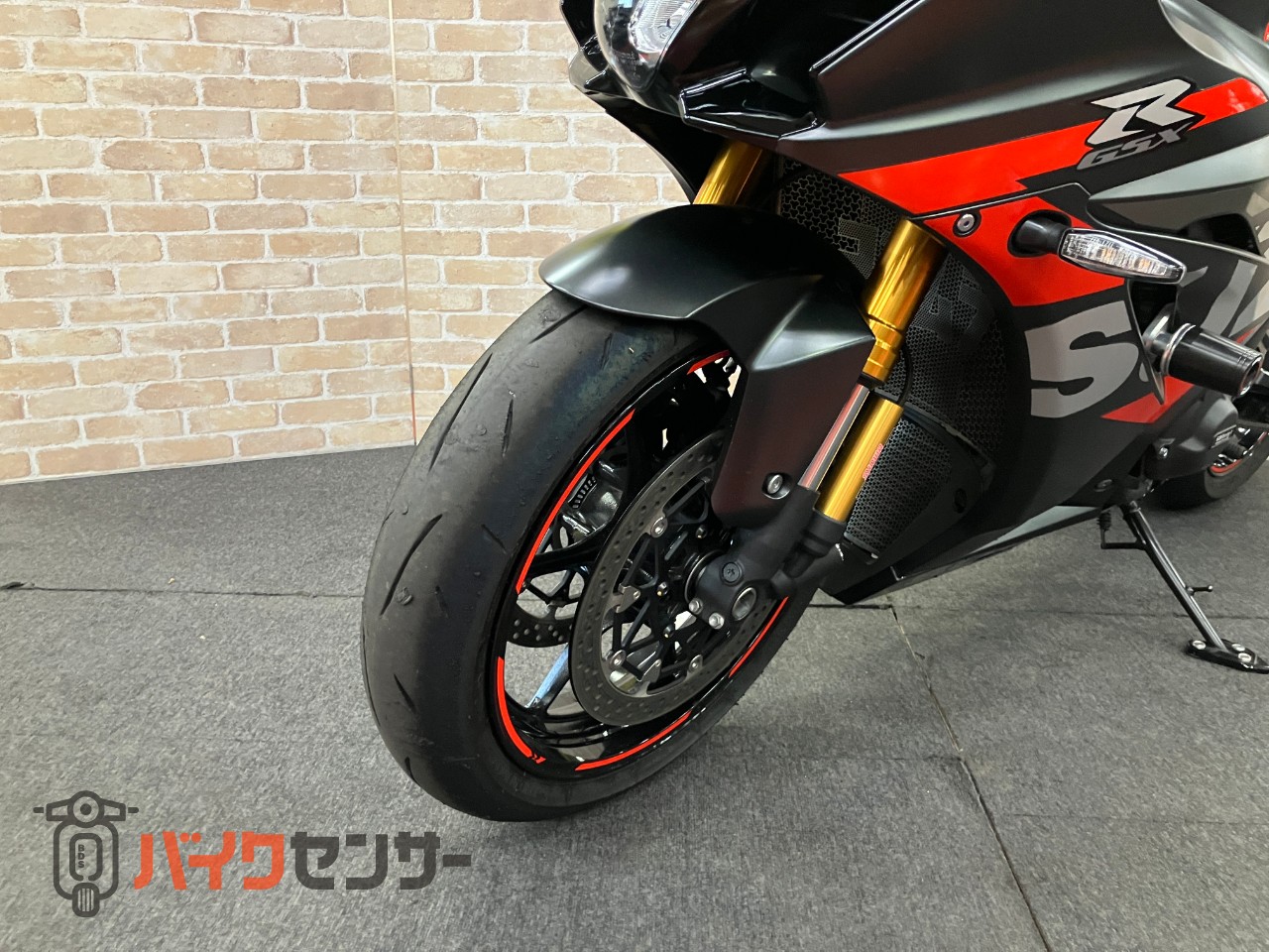 GSX-R1000R　最終モデル　GBレーシングカバー　ヨシムラスリップオン　コアガード　ハンドル　スクリーン　インナーフェンダー等カスタム_30