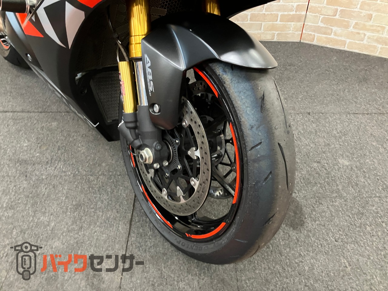 GSX-R1000R　最終モデル　GBレーシングカバー　ヨシムラスリップオン　コアガード　ハンドル　スクリーン　インナーフェンダー等カスタム_35