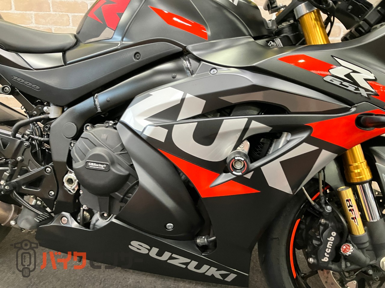 GSX-R1000R　最終モデル　GBレーシングカバー　ヨシムラスリップオン　コアガード　ハンドル　スクリーン　インナーフェンダー等カスタム_42