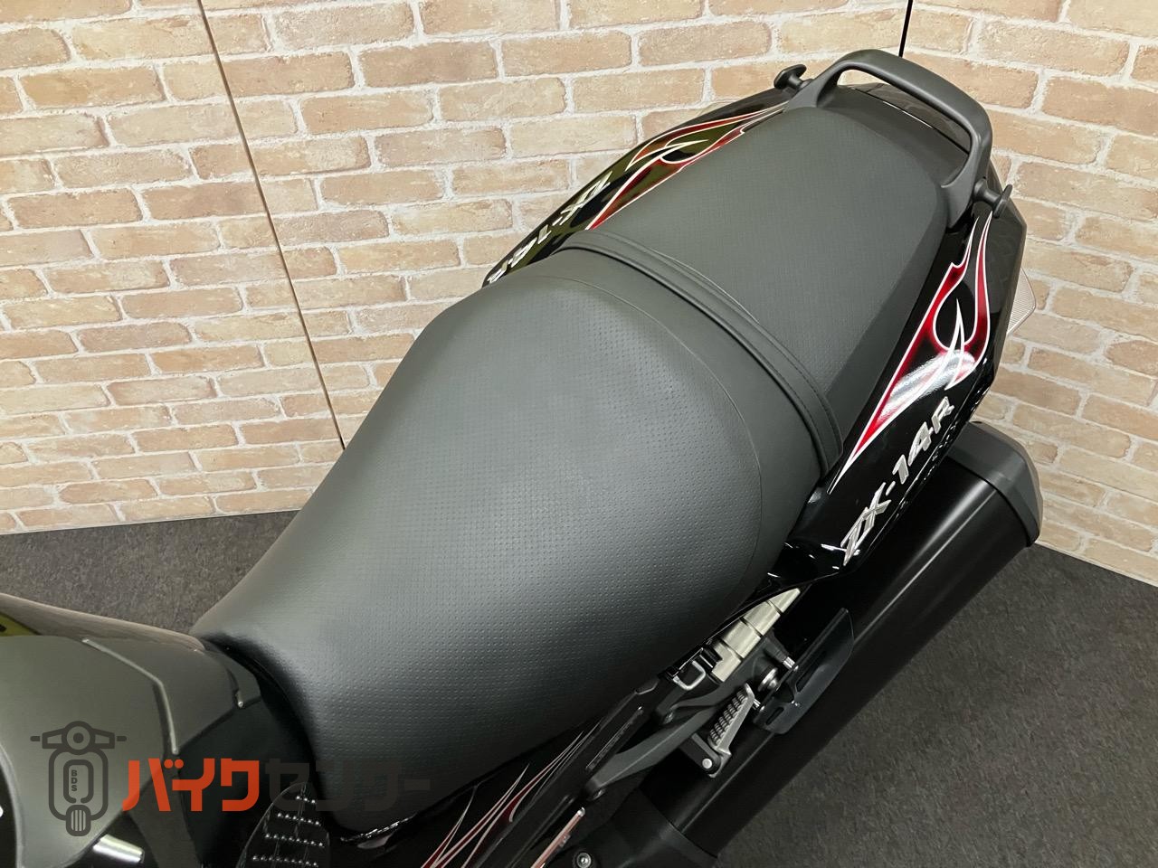 NINJA ZX-14R スペシャルエディション　オーリンズ　ゲイルスピード　GP-1S　OVER　バックステップ_26