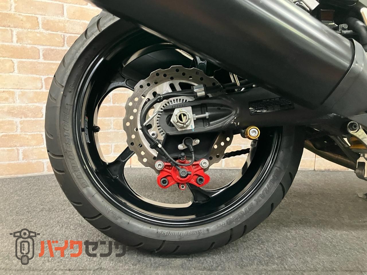 NINJA ZX-14R スペシャルエディション　オーリンズ　ゲイルスピード　GP-1S　OVER　バックステップ_44