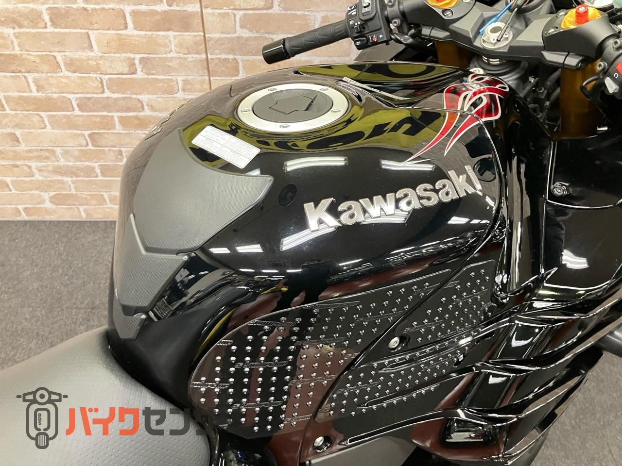 NINJA ZX-14R スペシャルエディション　オーリンズ　ゲイルスピード　GP-1S　OVER　バックステップ_49