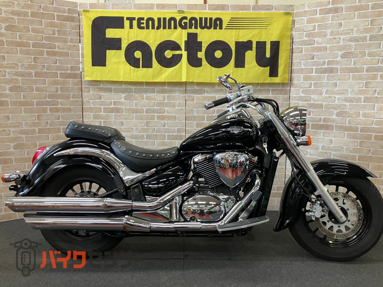 イントルーダー400クラシック インジェクションモデル_0