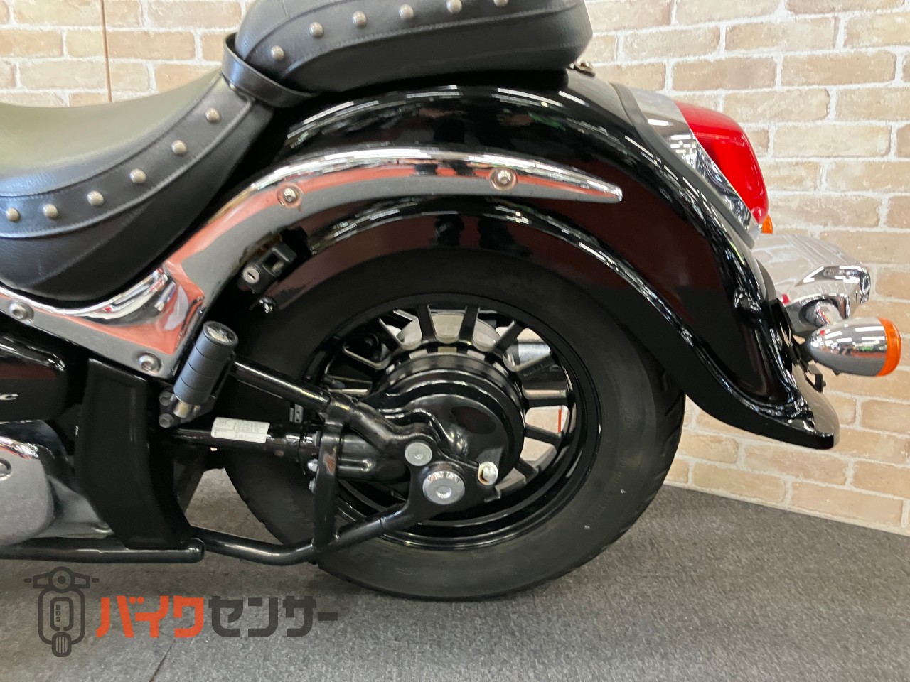 イントルーダー400クラシック インジェクションモデル_12