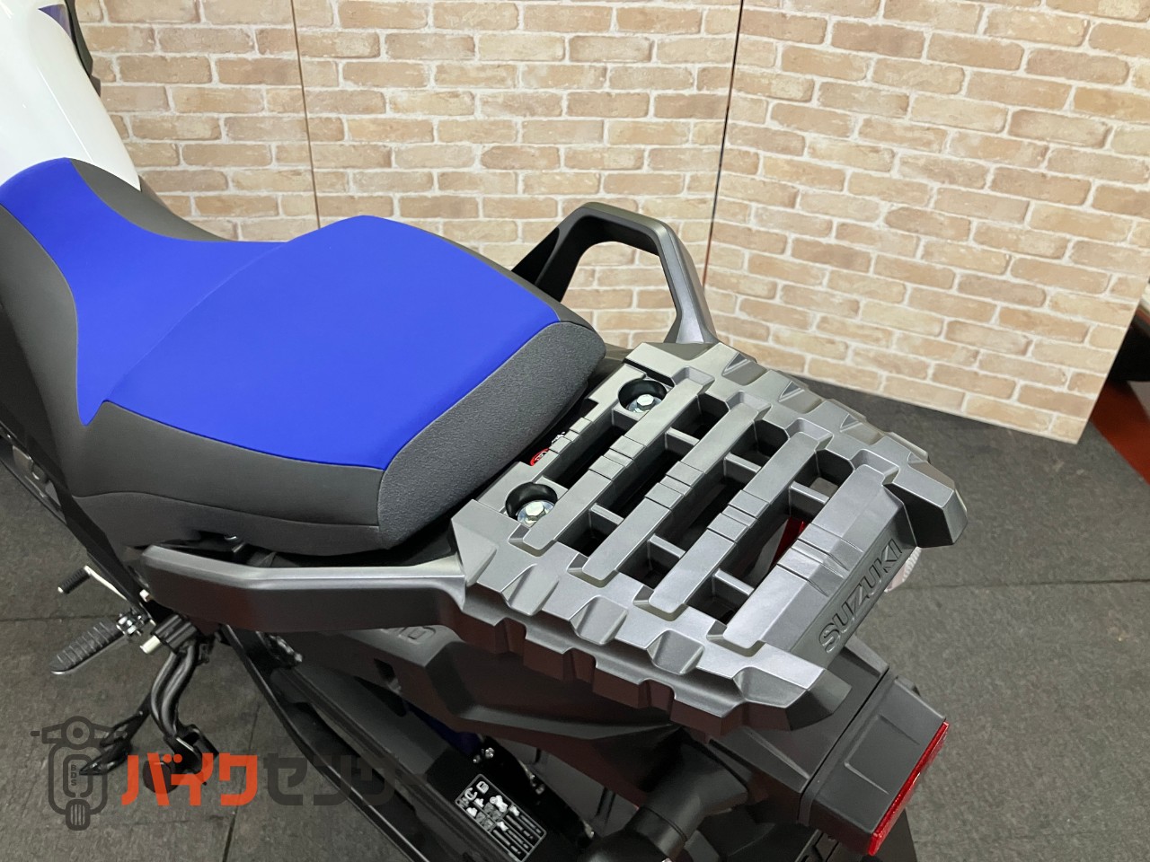 Vストローム650XT　新車　2025ｙ　ファイナルモデル　即納可能_14