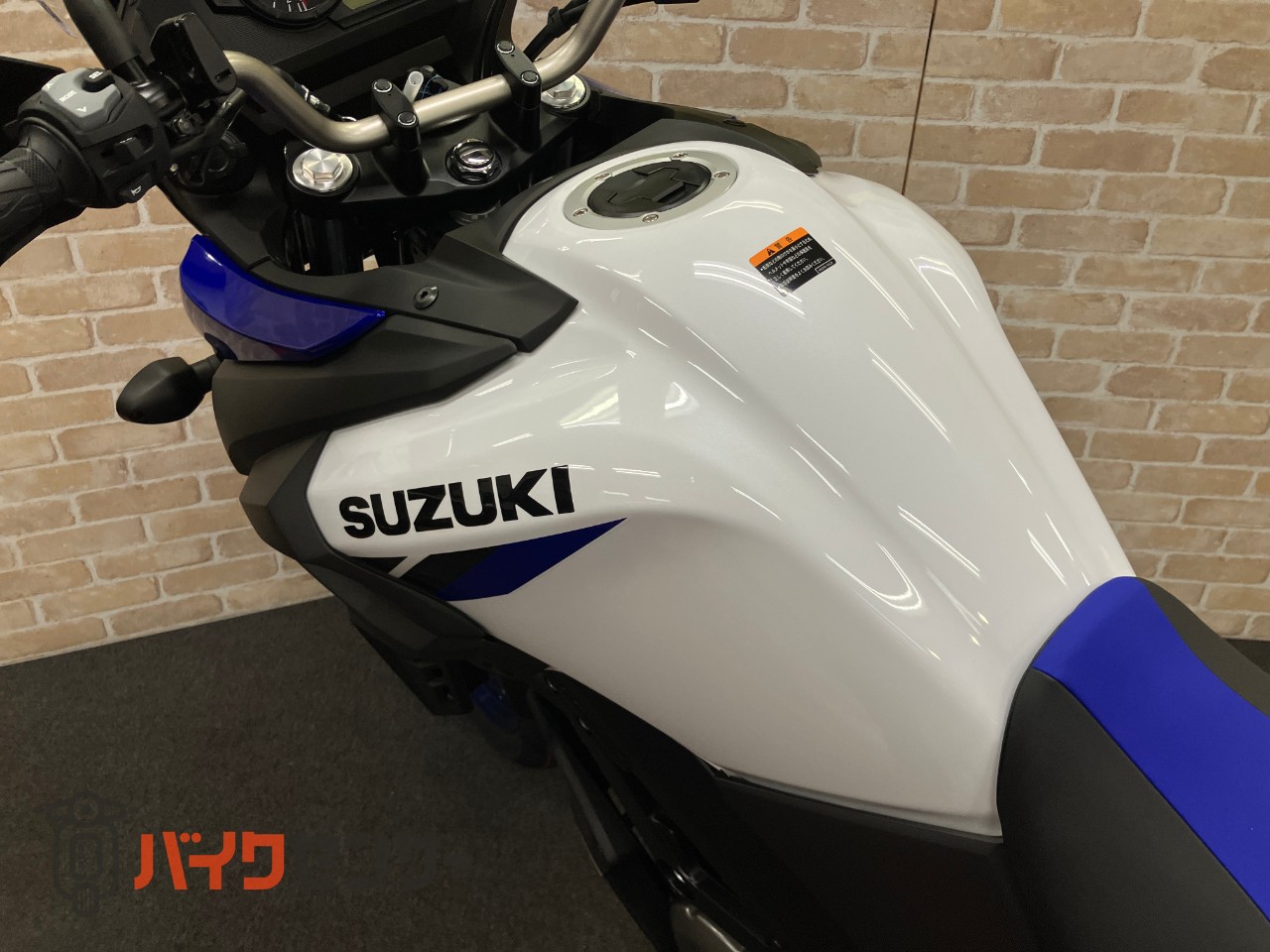 Vストローム650XT　新車　2025ｙ　ファイナルモデル　即納可能_15
