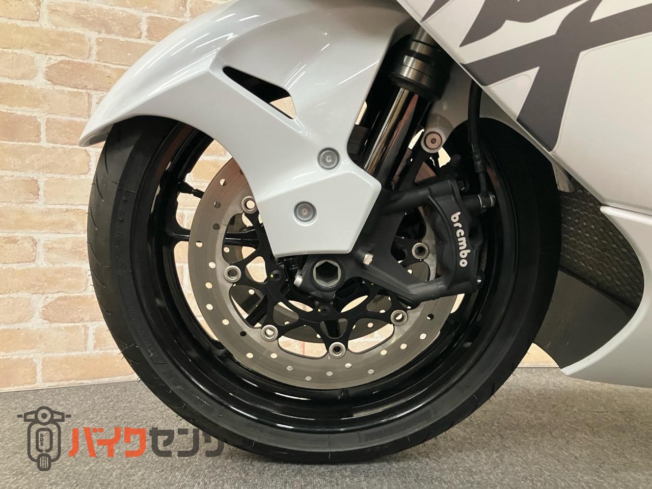 ハヤブサ グリップヒーター　ベビーフェイスバックステップ　スライダー　ドラレコ　ヘルメットロック_11