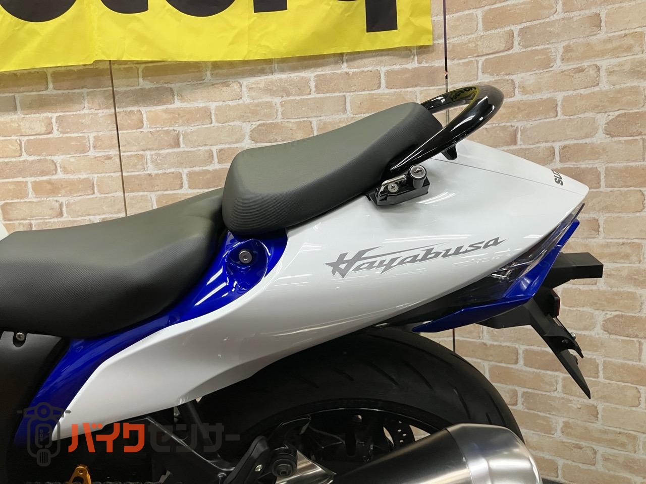ハヤブサ グリップヒーター　ベビーフェイスバックステップ　スライダー　ドラレコ　ヘルメットロック_15
