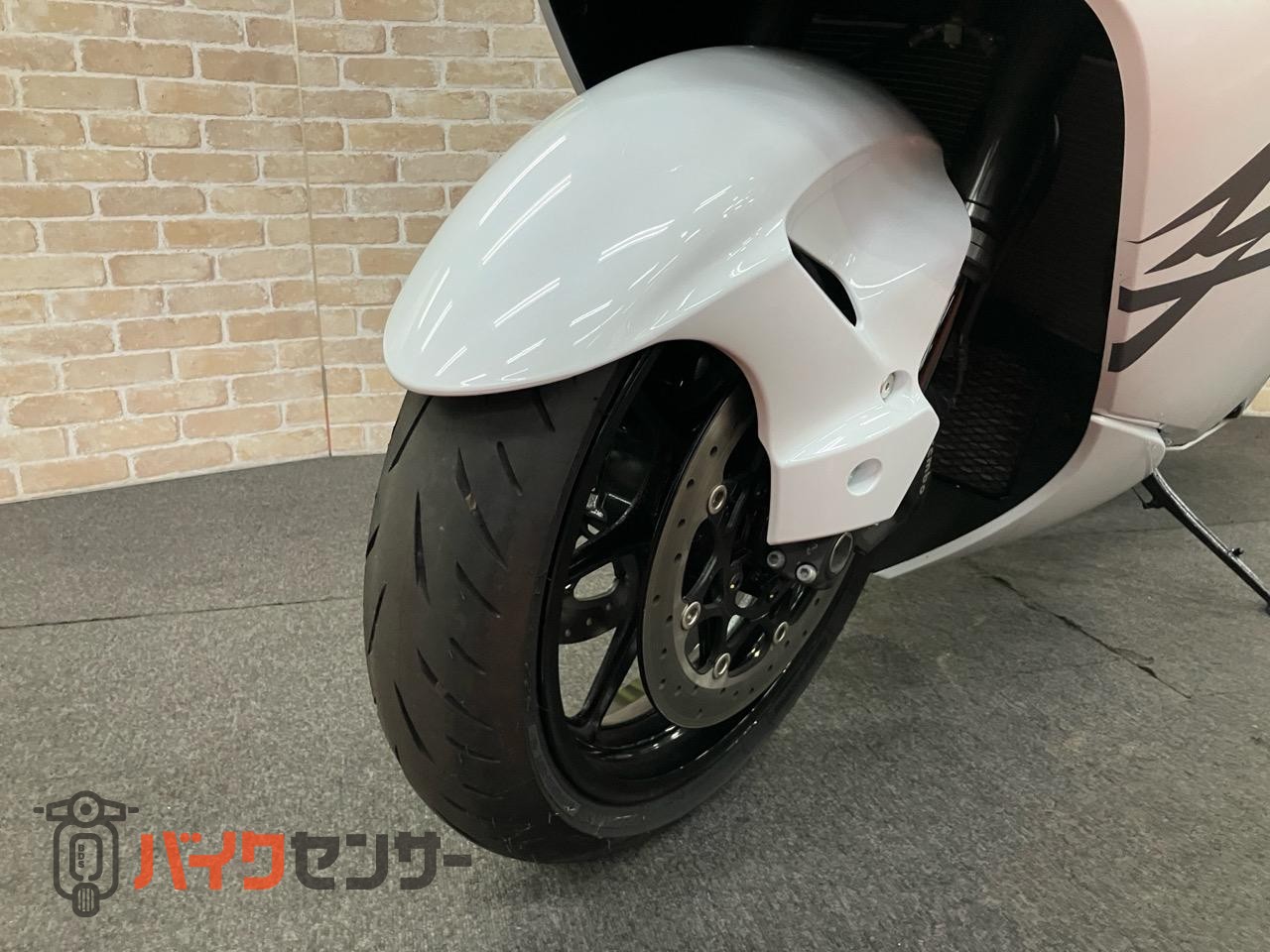 ハヤブサ グリップヒーター　ベビーフェイスバックステップ　スライダー　ドラレコ　ヘルメットロック_19