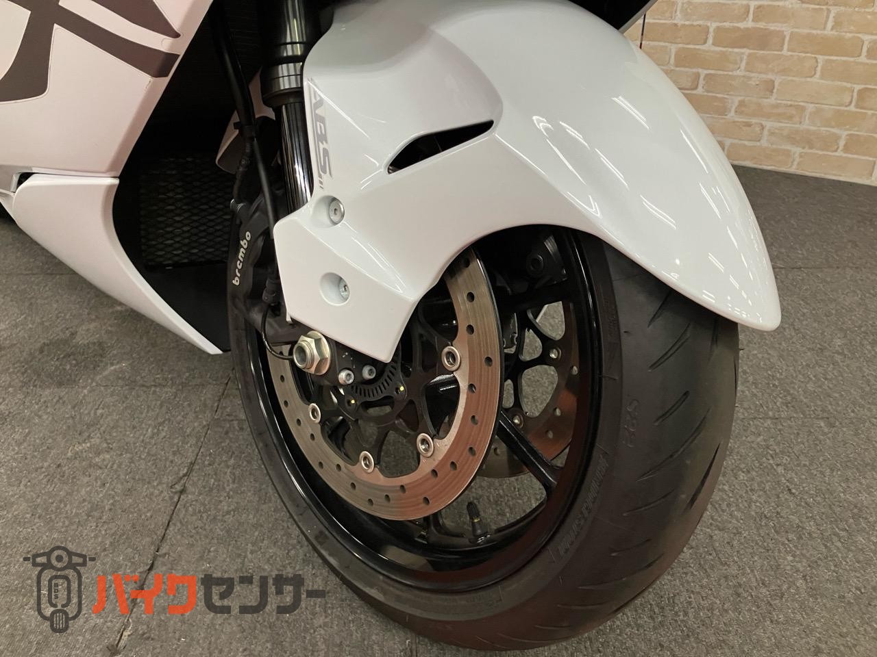 ハヤブサ グリップヒーター　ベビーフェイスバックステップ　スライダー　ドラレコ　ヘルメットロック_24
