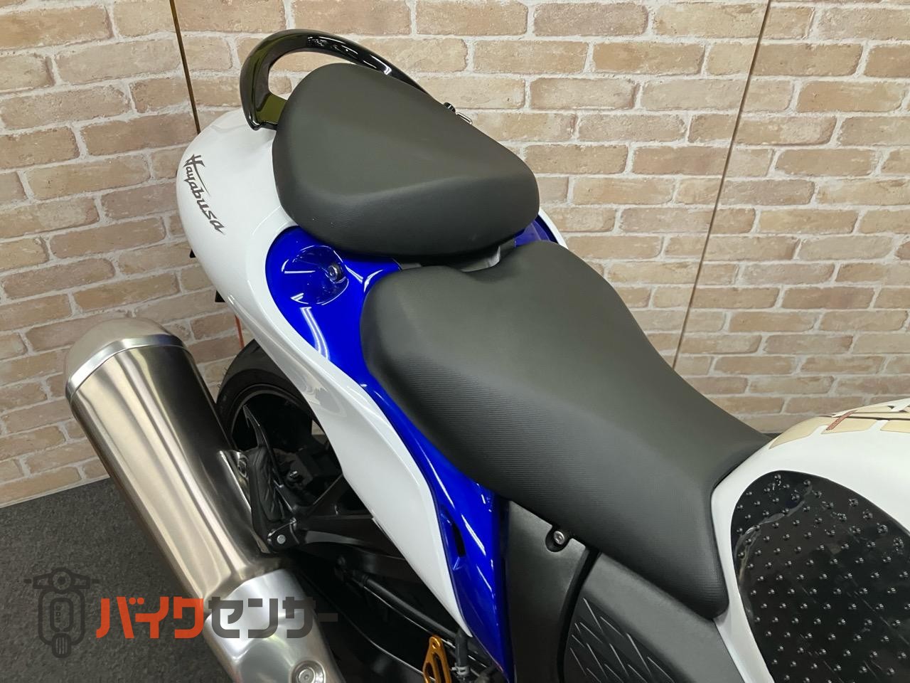 ハヤブサ グリップヒーター　ベビーフェイスバックステップ　スライダー　ドラレコ　ヘルメットロック_25