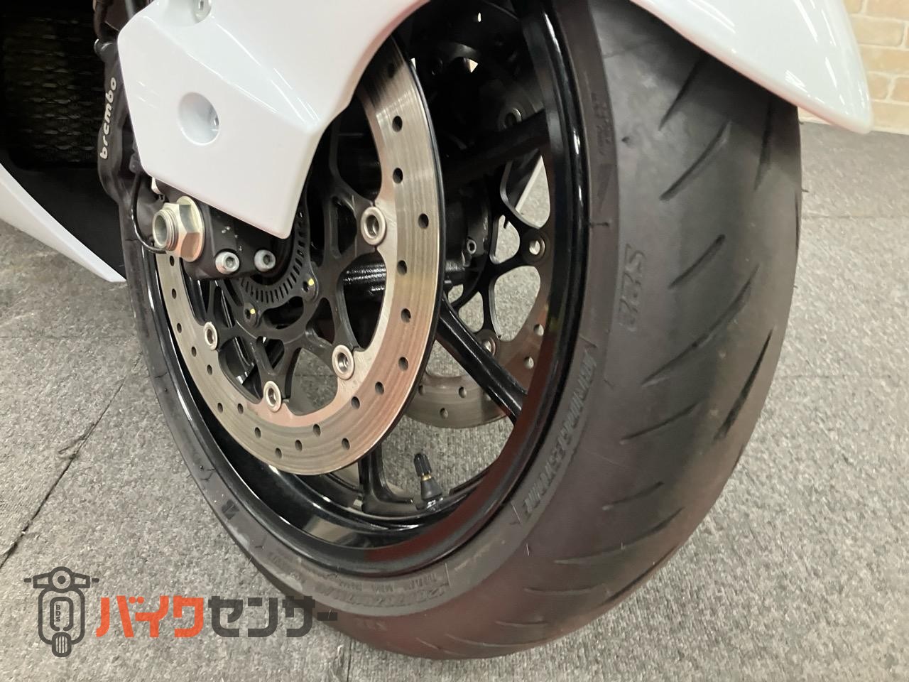 ハヤブサ グリップヒーター　ベビーフェイスバックステップ　スライダー　ドラレコ　ヘルメットロック_26