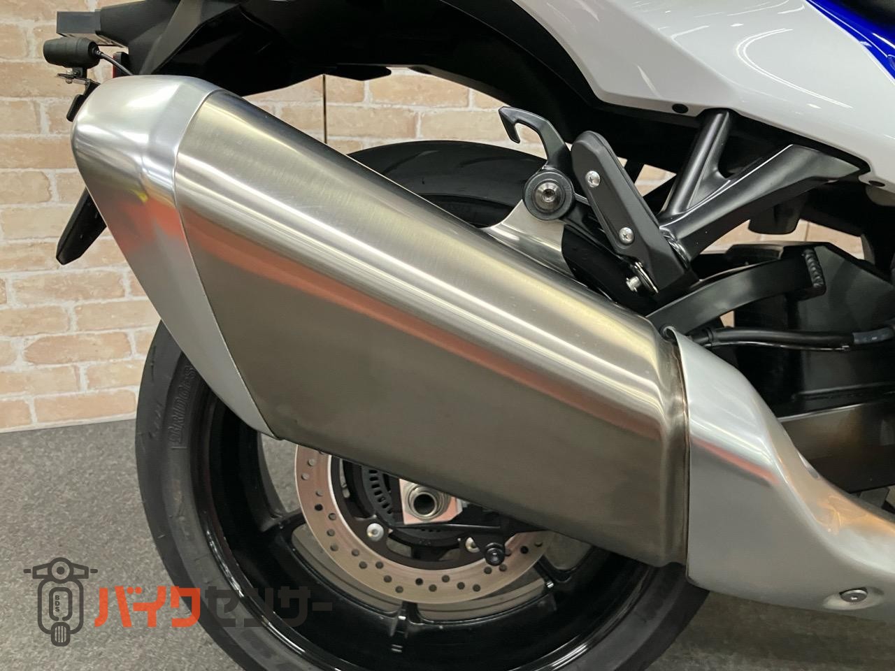 ハヤブサ グリップヒーター　ベビーフェイスバックステップ　スライダー　ドラレコ　ヘルメットロック_33