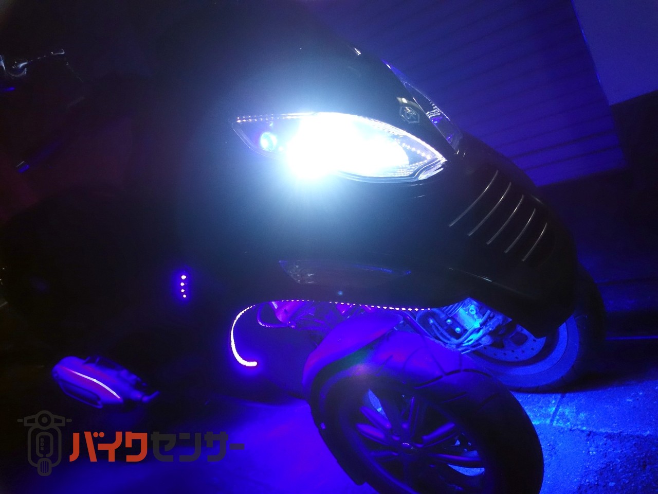 【超低走行極上美車♪希少なスピーカー装着車！普通免許仕様も可♪】PIAGGIO ピアジオ MP3 250RL 絶好調 動画 検）ジレラ フォコ トライク ピアジオ MP3 250RL 希少な低走行！ブルー LED スピーカー bluetooth