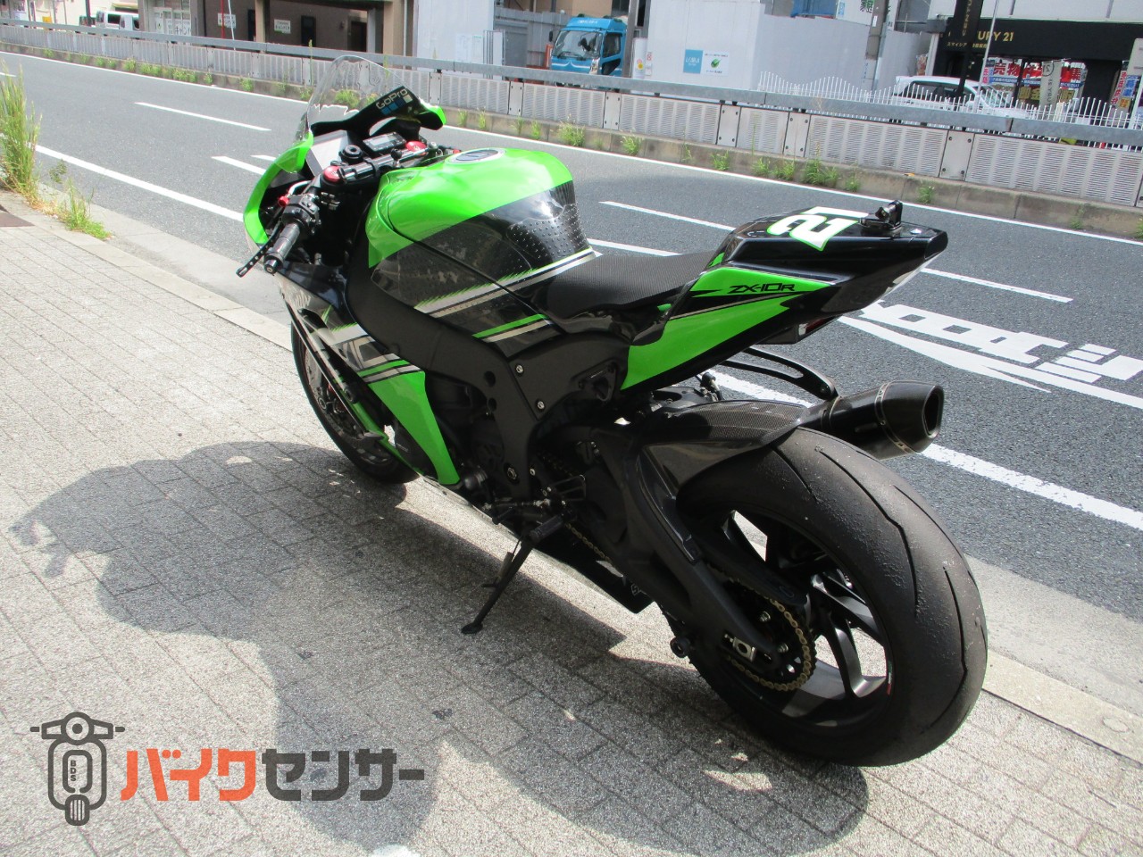 カワサキ NINJA ZX-10R サーキット仕様 写真追加 純正パーツ多数あり