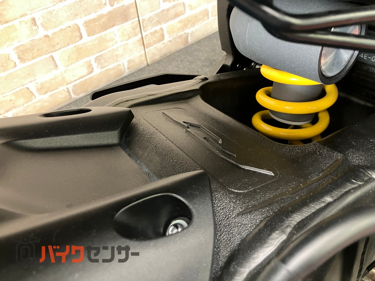 YZF-R1 60thアニバーサリー　GBレーシングカバー　OVERスライダー　フェンダーレス　カーボンタンクカバー　ドラレコ　ETC_17