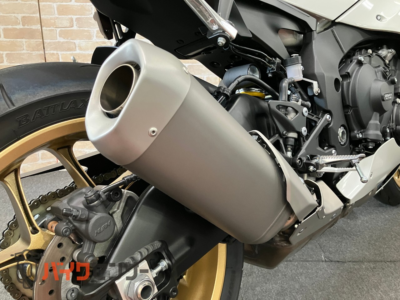 YZF-R1 60thアニバーサリー　GBレーシングカバー　OVERスライダー　フェンダーレス　カーボンタンクカバー　ドラレコ　ETC_20