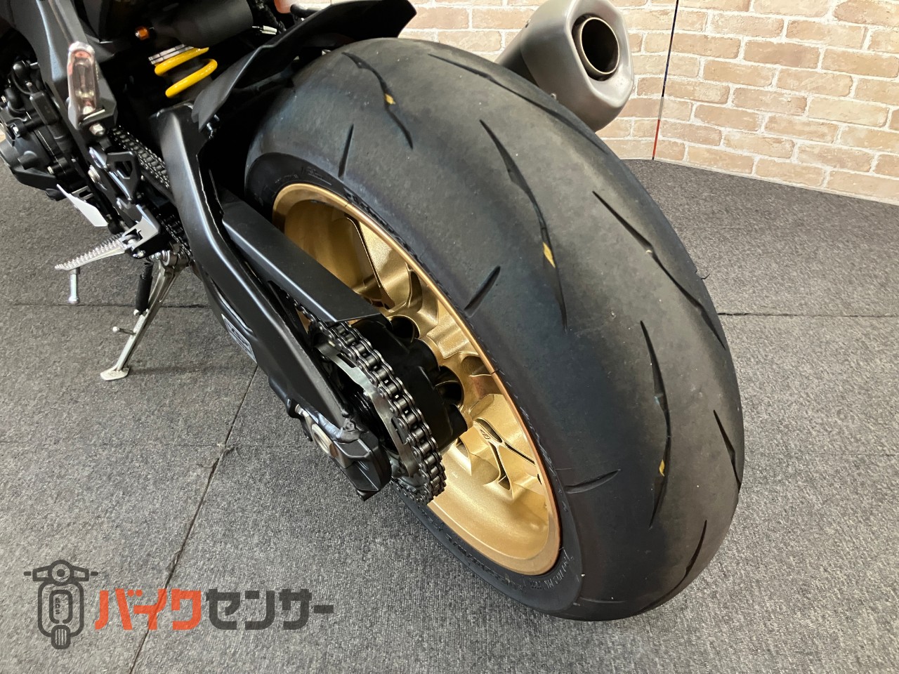 YZF-R1 60thアニバーサリー　GBレーシングカバー　OVERスライダー　フェンダーレス　カーボンタンクカバー　ドラレコ　ETC_23