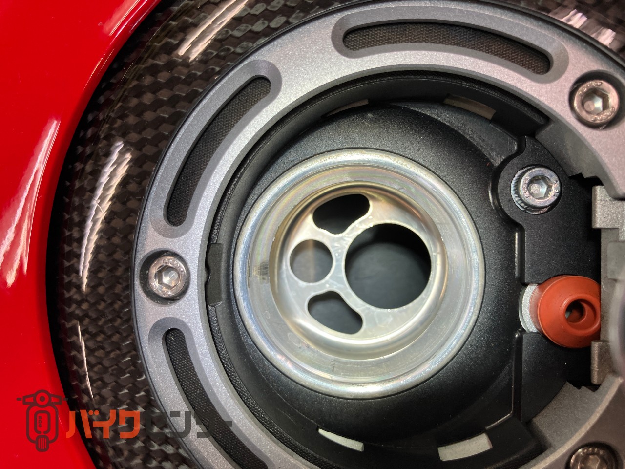 YZF-R1 60thアニバーサリー　GBレーシングカバー　OVERスライダー　フェンダーレス　カーボンタンクカバー　ドラレコ　ETC_29