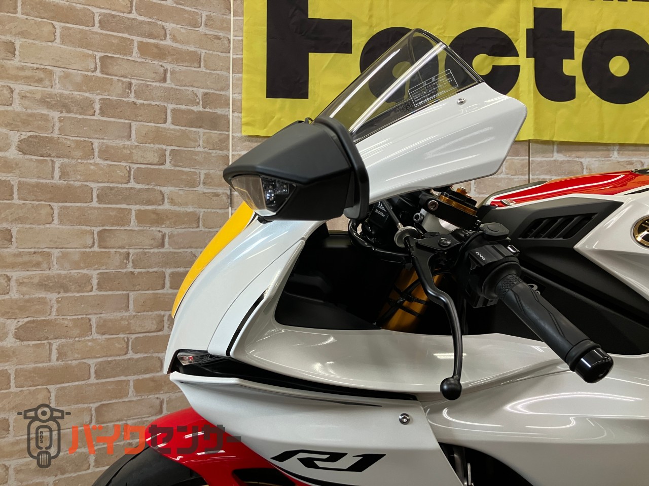 YZF-R1 60thアニバーサリー　GBレーシングカバー　OVERスライダー　フェンダーレス　カーボンタンクカバー　ドラレコ　ETC_30