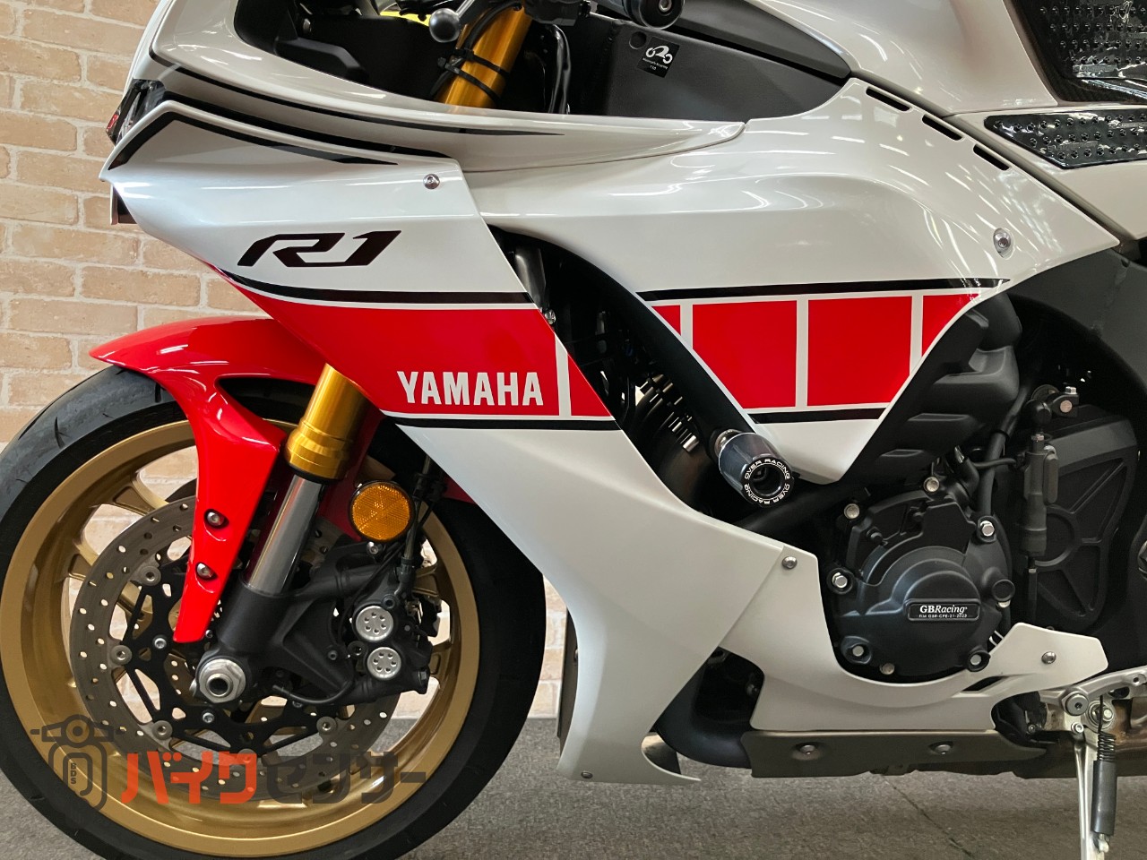 YZF-R1 60thアニバーサリー　GBレーシングカバー　OVERスライダー　フェンダーレス　カーボンタンクカバー　ドラレコ　ETC_32