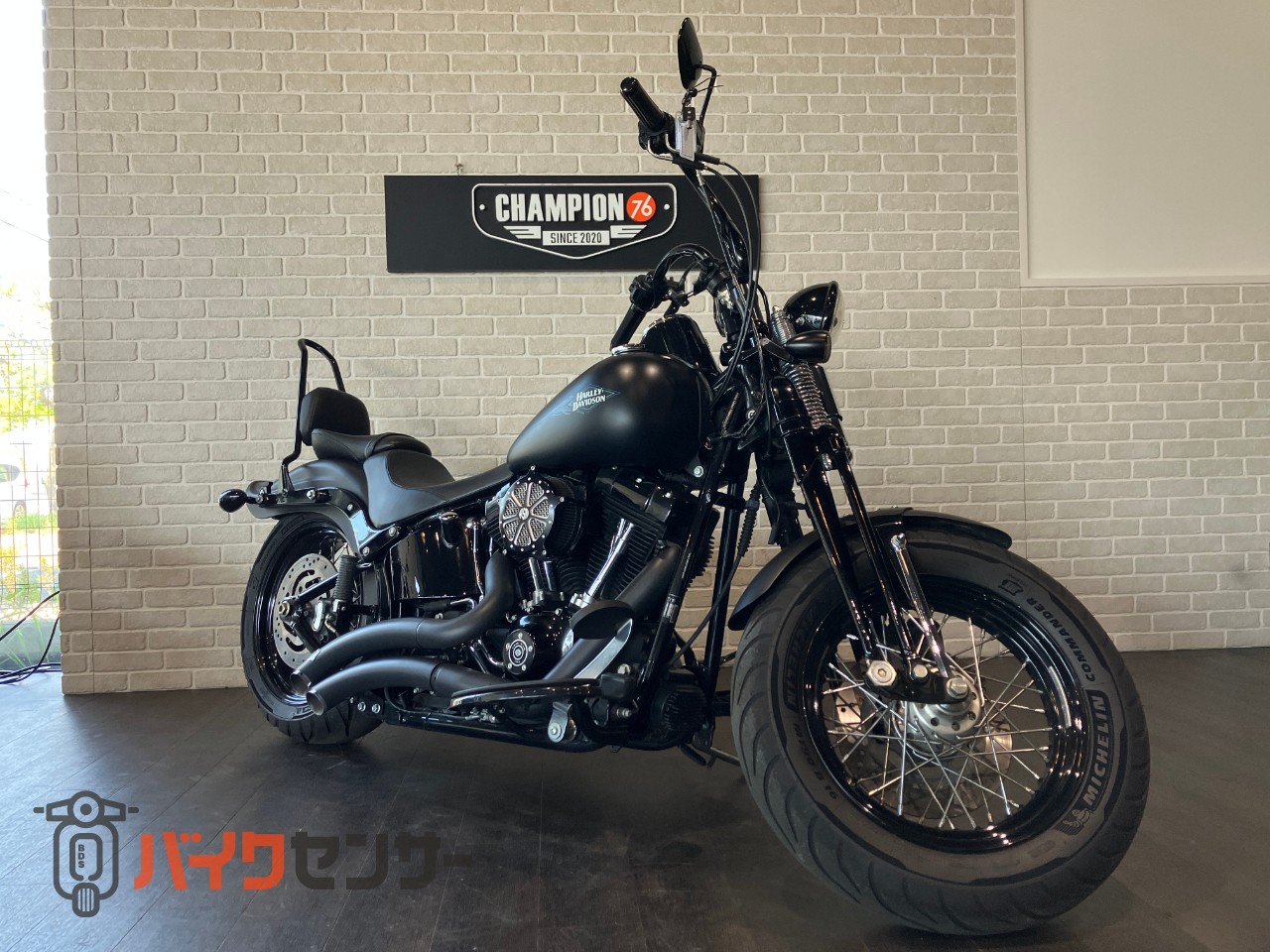 Harley-Davidson FLSTSB クロスボーンズ 純正タンクパネル ハーレー純正 レザー・タンクパネル／ファットボーイ用、ポーチ