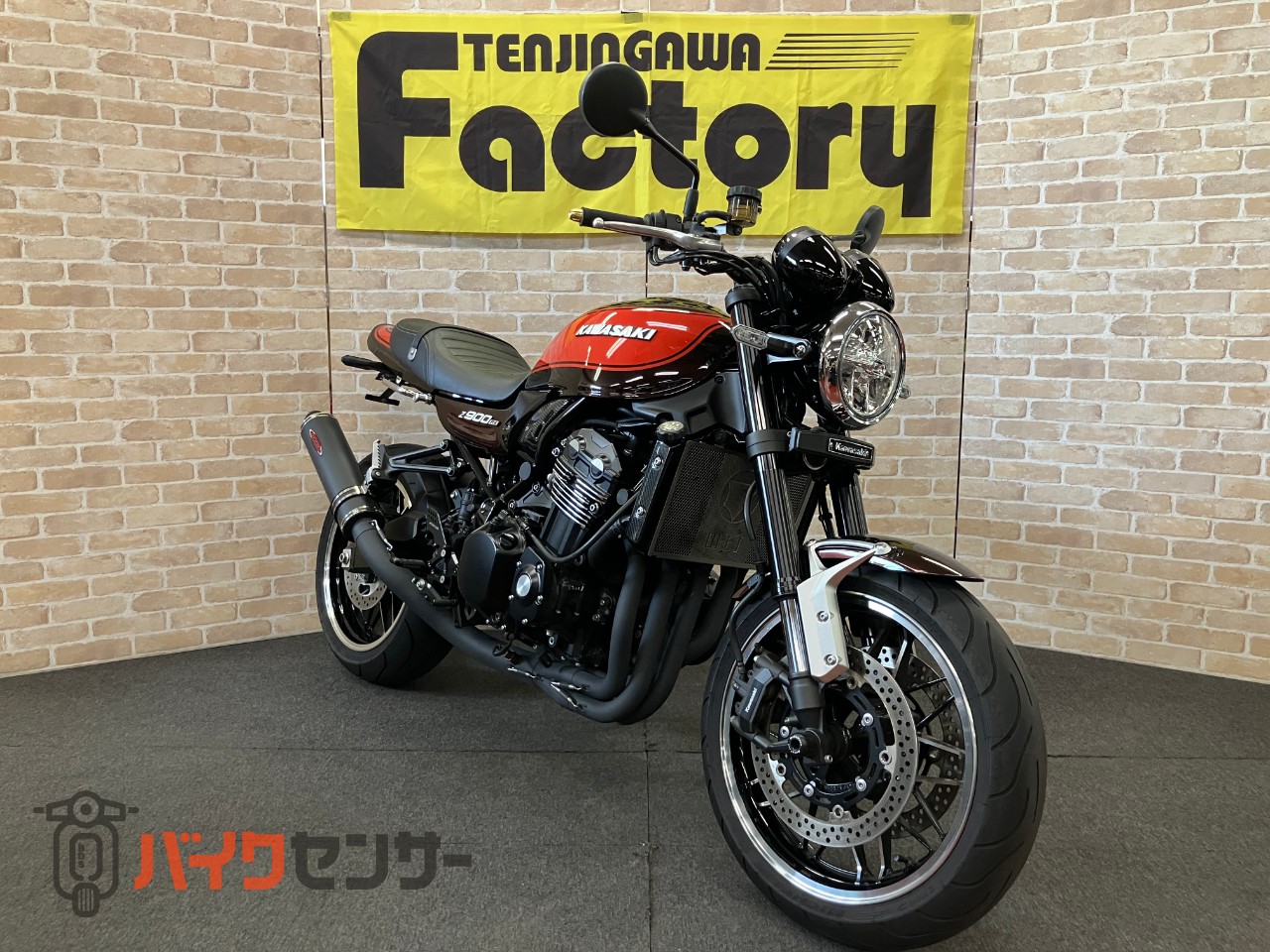 Z900RS 火の玉ファーストエディション ストライカー ブラックマフラー ステップ ロングテール フェンダーレス スライダー_2