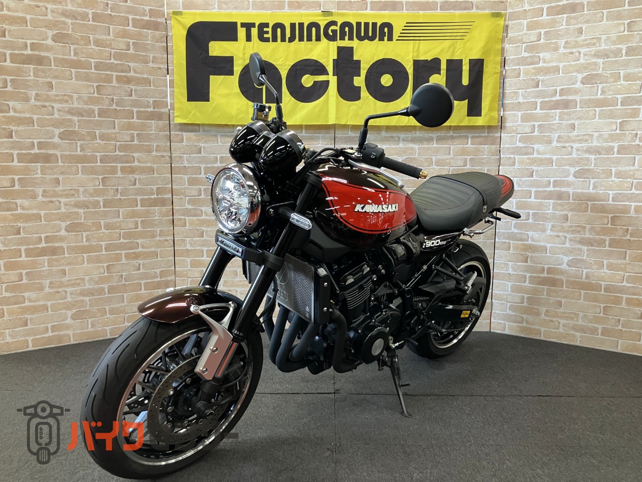 Z900RS 火の玉ファーストエディション ストライカー ブラックマフラー ステップ ロングテール フェンダーレス スライダー_3