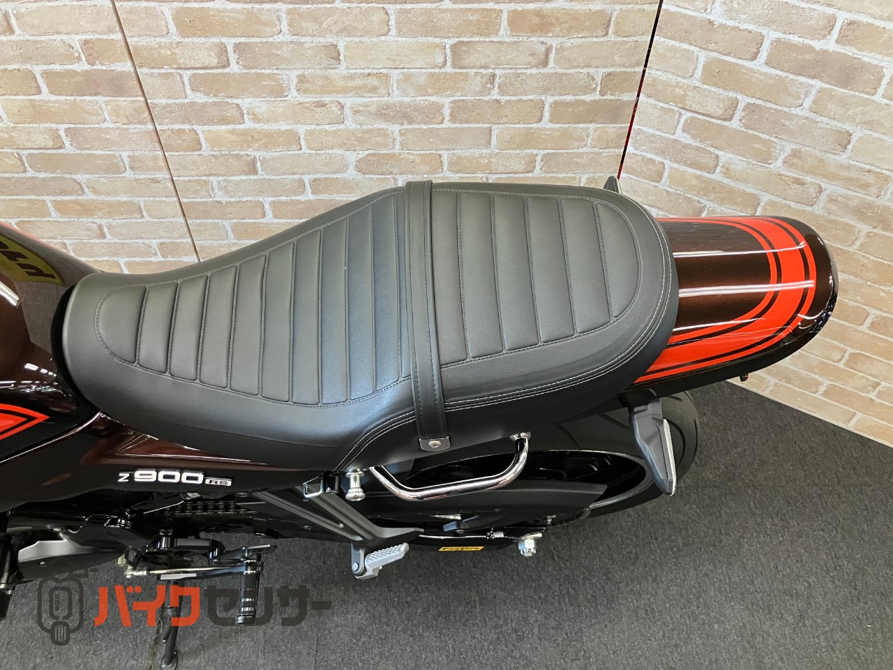 Z900RS 火の玉ファーストエディション ストライカー ブラックマフラー ステップ ロングテール フェンダーレス スライダー_6