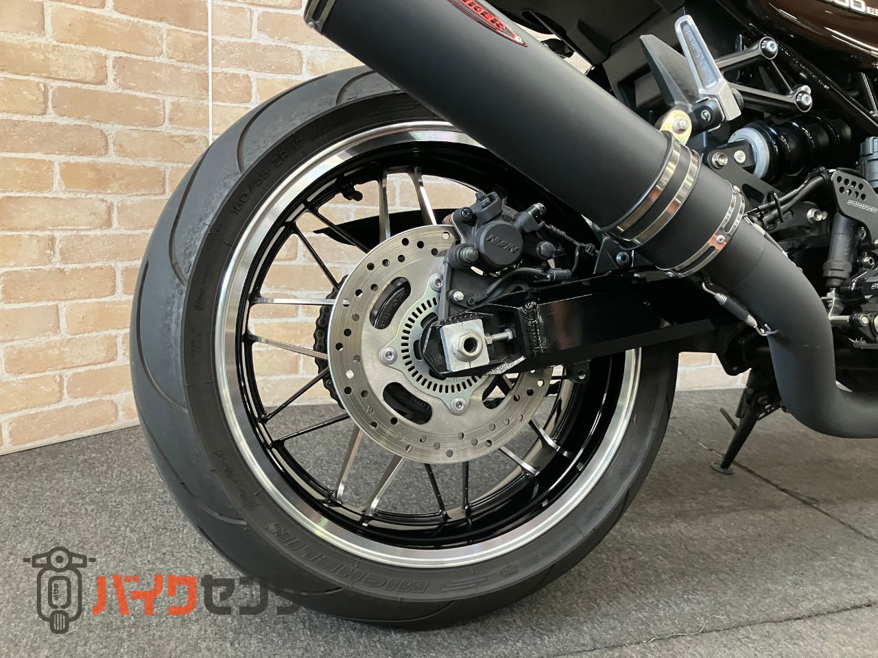 Z900RS 火の玉ファーストエディション ストライカー ブラックマフラー ステップ ロングテール フェンダーレス スライダー_22