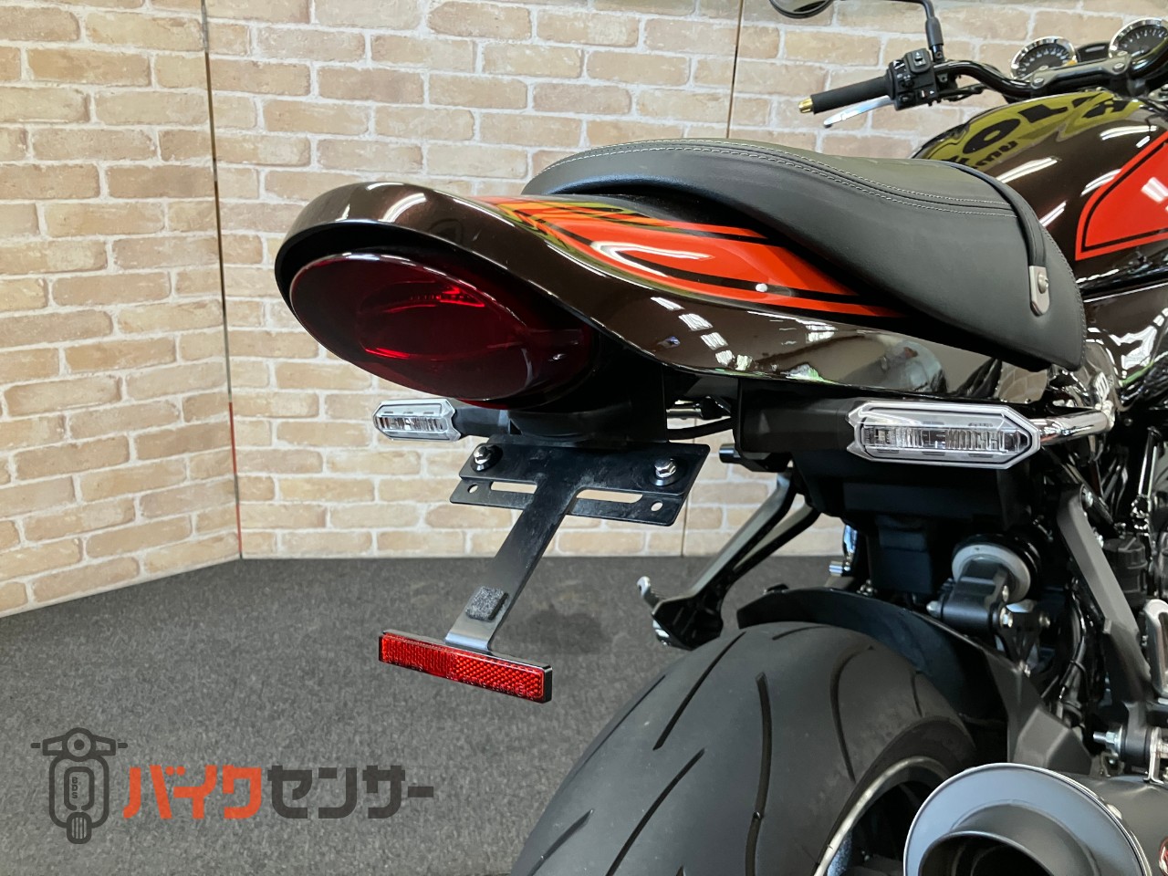 Z900RS 火の玉ファーストエディション ストライカー ブラックマフラー ステップ ロングテール フェンダーレス スライダー_24